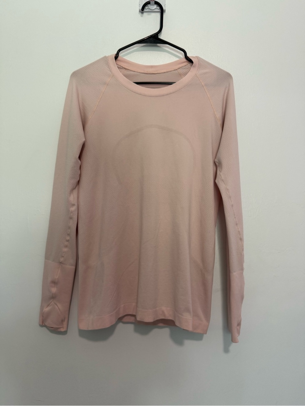 Lululemon Swiftly Tech Long Sleeve Shirt Size 8 Pink